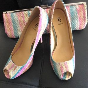 Spring snake heels and clutch